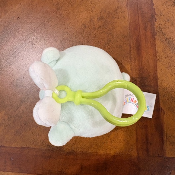 Squishmallows Keychain Miley the Llama with Bunny Ears - Picture 5 of 5